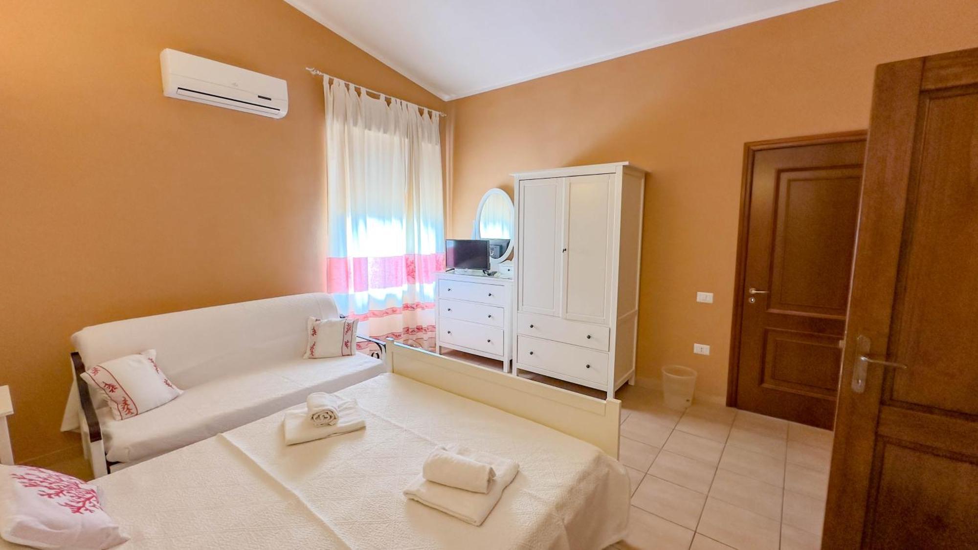 Su Recreu 'E Mare Hotel Bosa Eksteriør billede