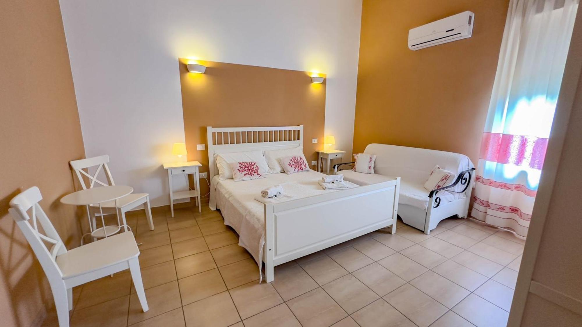 Su Recreu 'E Mare Hotel Bosa Eksteriør billede