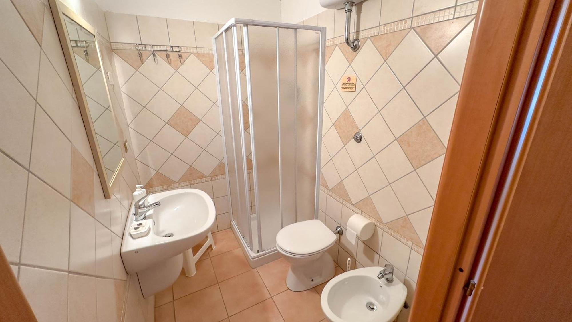 Su Recreu 'E Mare Hotel Bosa Eksteriør billede