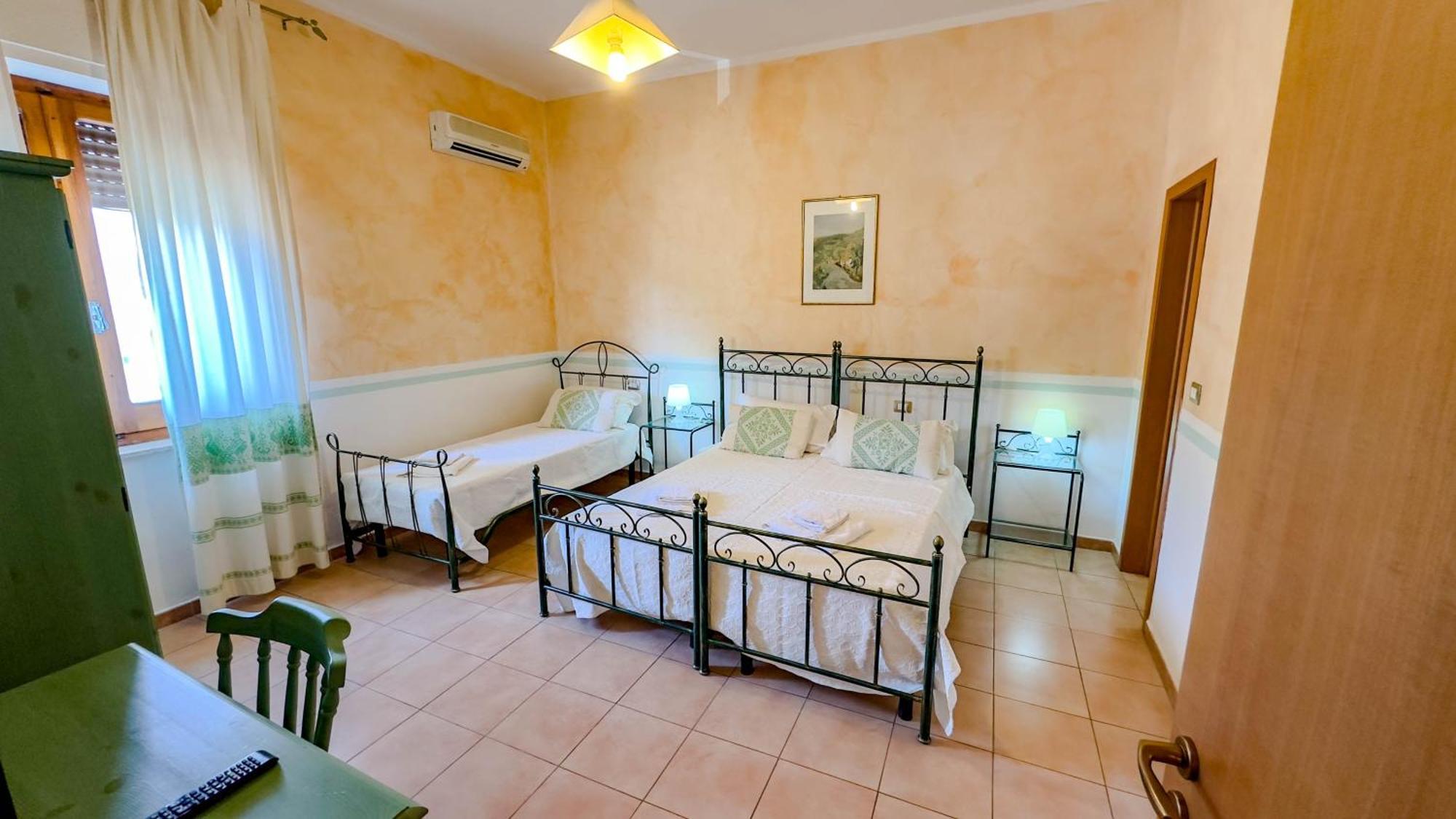 Su Recreu 'E Mare Hotel Bosa Eksteriør billede